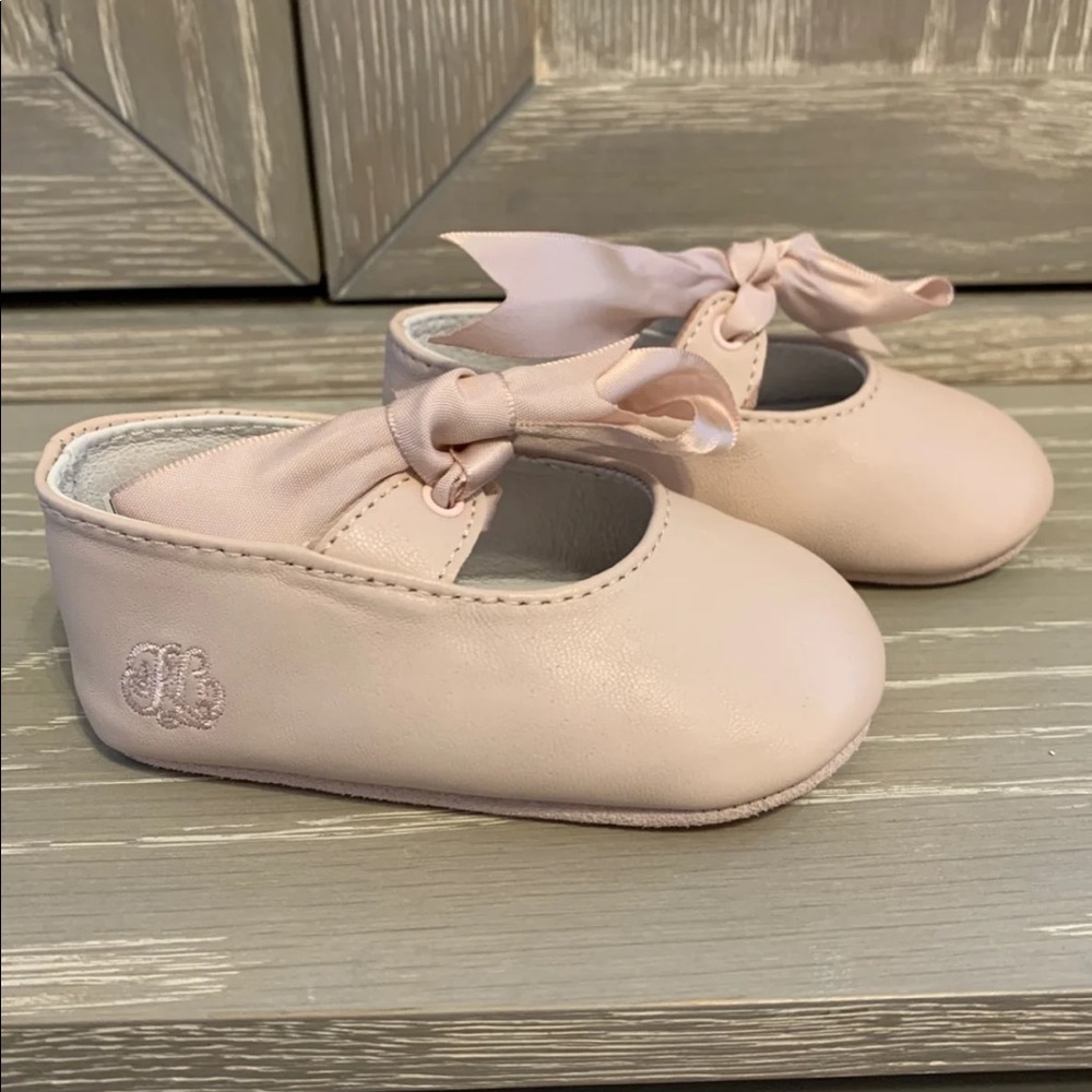 Ralph Lauren infant girls ballet flats.